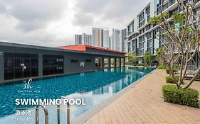 Core Soho Suites Sepang - Near To Klia - Klia 2 And Mitsui Outlet Park By The Stay Hub